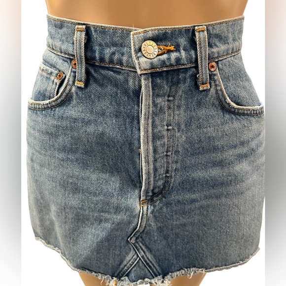 Adorable Aritzia denim mini - Picture 1 of 7